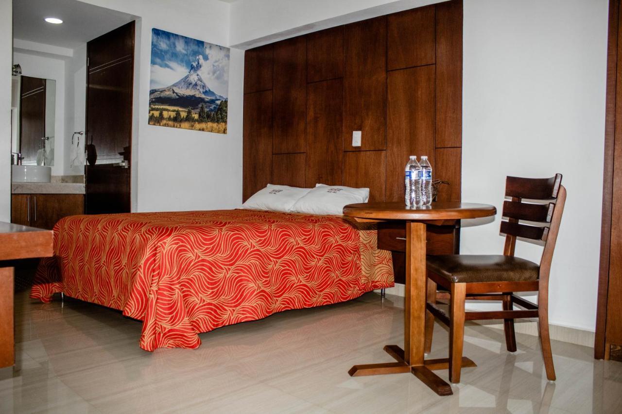 Hotel Rru Puebla Exterior photo